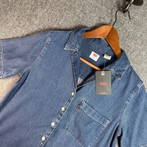 Women Levi's Denim Shirt XS Blue Short Sleeve Button Up